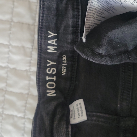 Black jeans - Picture 2 of 3